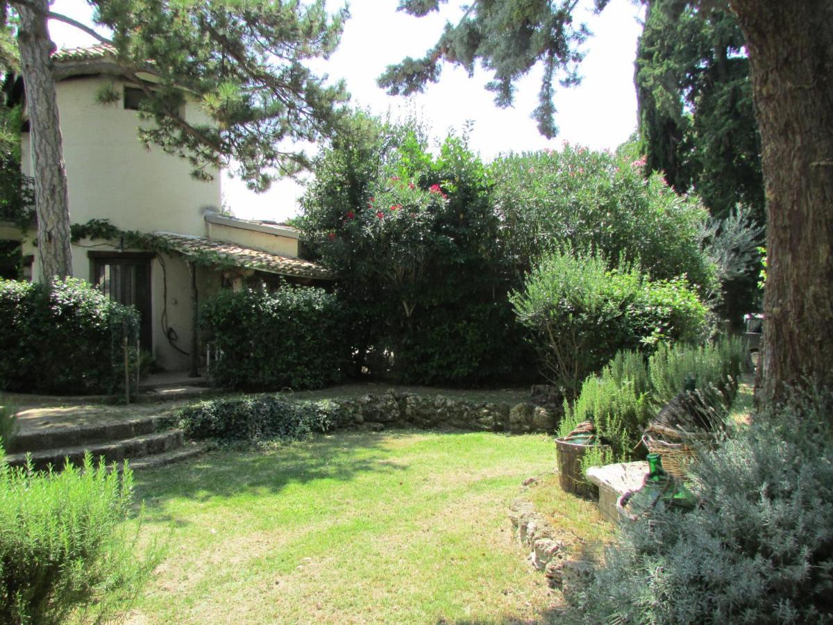 Agriturismo "Borgo Madonna Degli Angeli" - Charming Cottages In The Gardens ! Tocco da Casauria Eksteriør billede